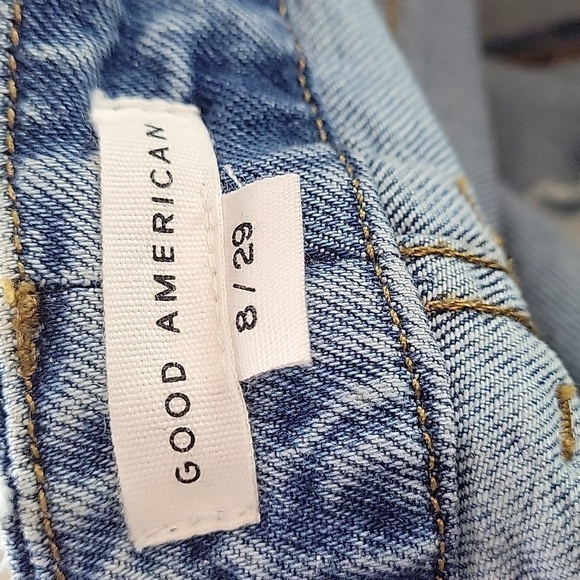 Good American blue jeans with frayed hem size 8/29 - Picture 7 of 12